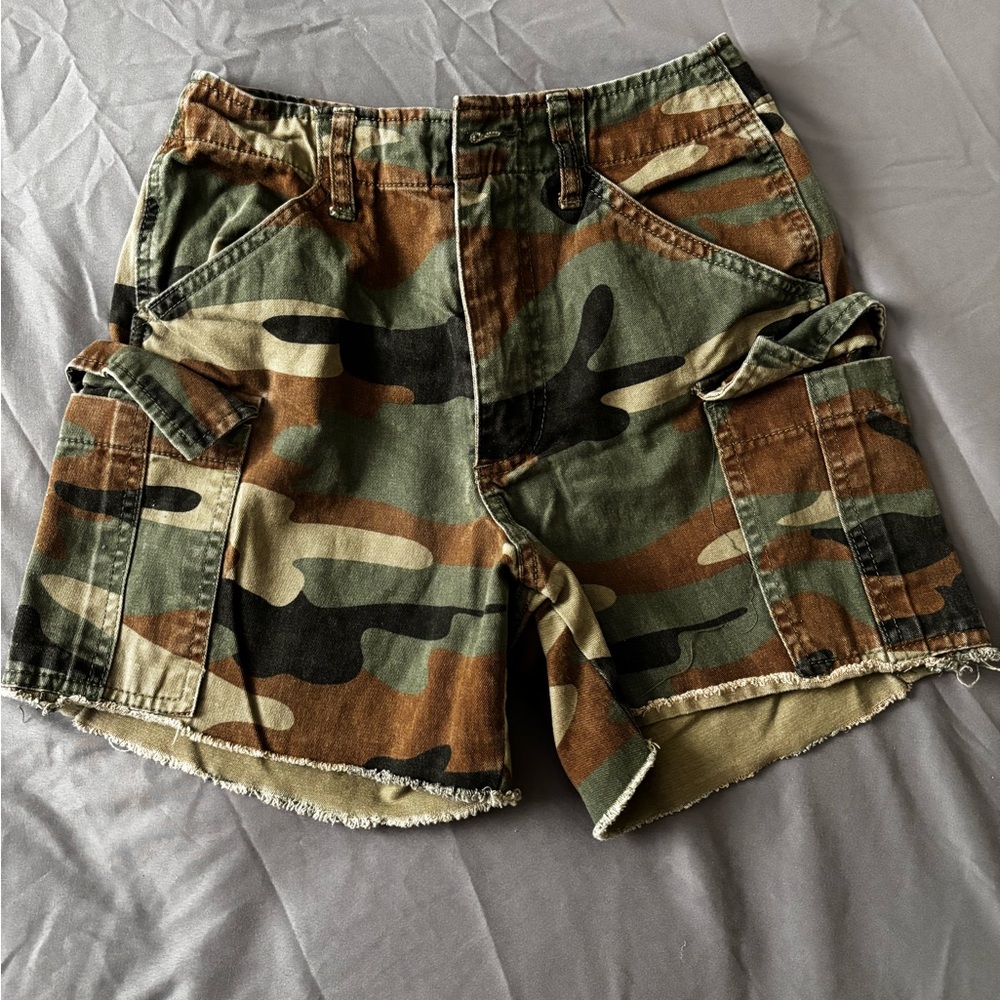 Camouflage Cargo Women Shorts
